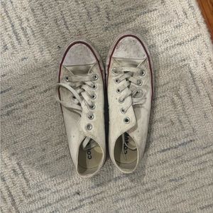 DIRTY low top converse